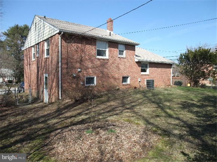 504 Kennerly Road Springfield, PA 19064 - Photo 3 of 15 Exterior Back