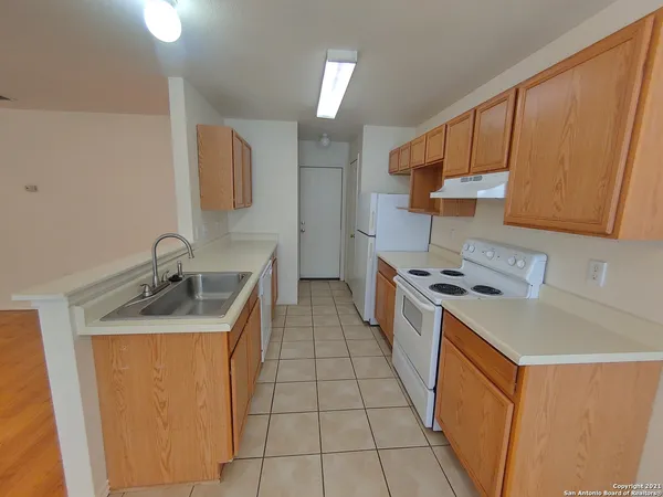 $1,300 | 9016 Maverick Draw, San Antonio, TX 78250