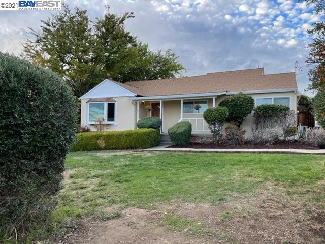 18647 Lamson Road Castro Valley, CA 94546 - Photo 1 of 1 Gallery Image 1