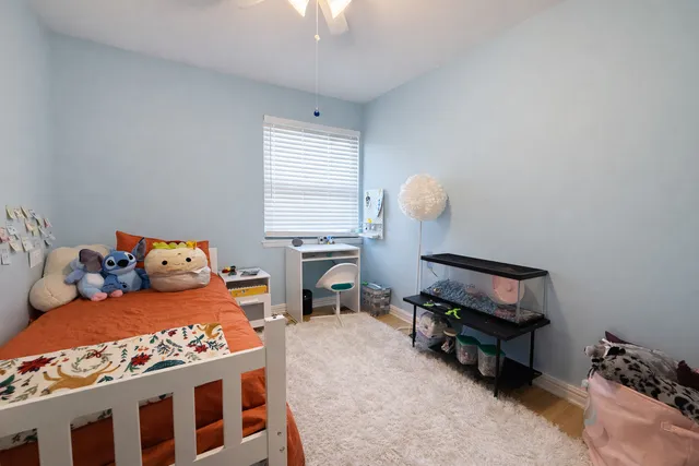 $420,000 | 1587 Brookside Drive, Hoffman Estates, IL 60169