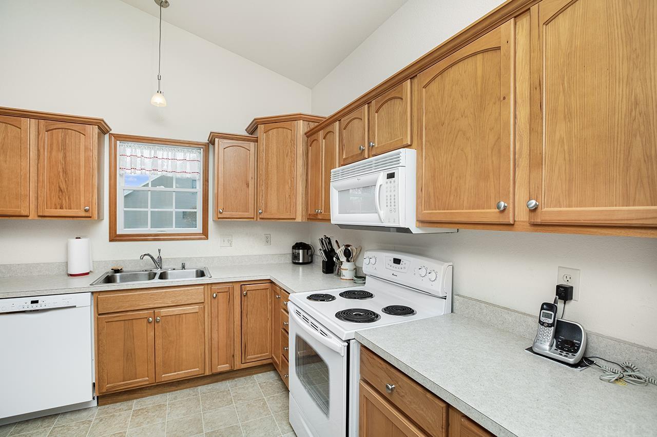 58160 Prairie Ridge Road Goshen, IN 46528 - Photo 10 of 23 Gallery Image 10