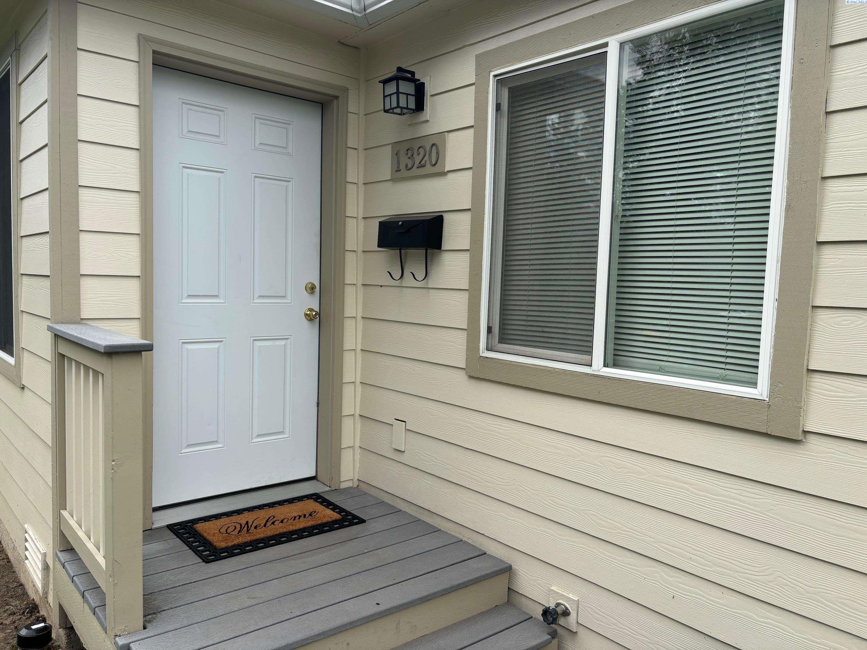 1320 Northeast Harvey Road Pullman, WA 99163 - Photo 2 of 23 Gallery Image 2