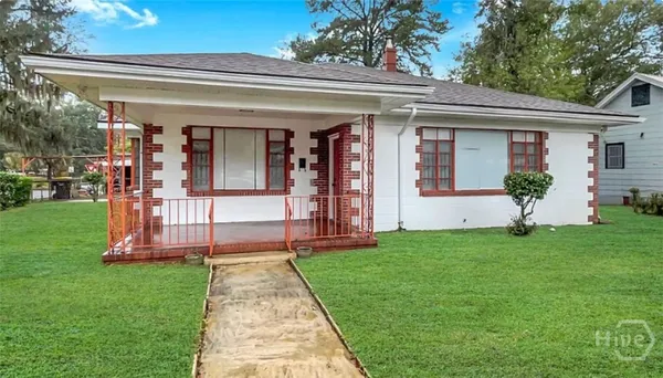 $1,750 | 101 West 52nd Street, Savannah, GA 31405