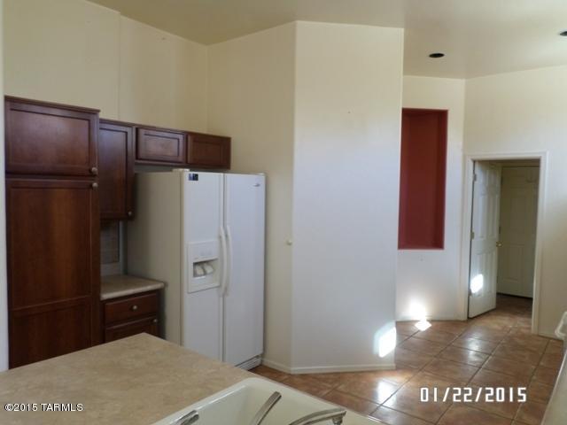 1078 San Tropez Court Rio Rico, AZ 85648 - Photo 14 of 32
