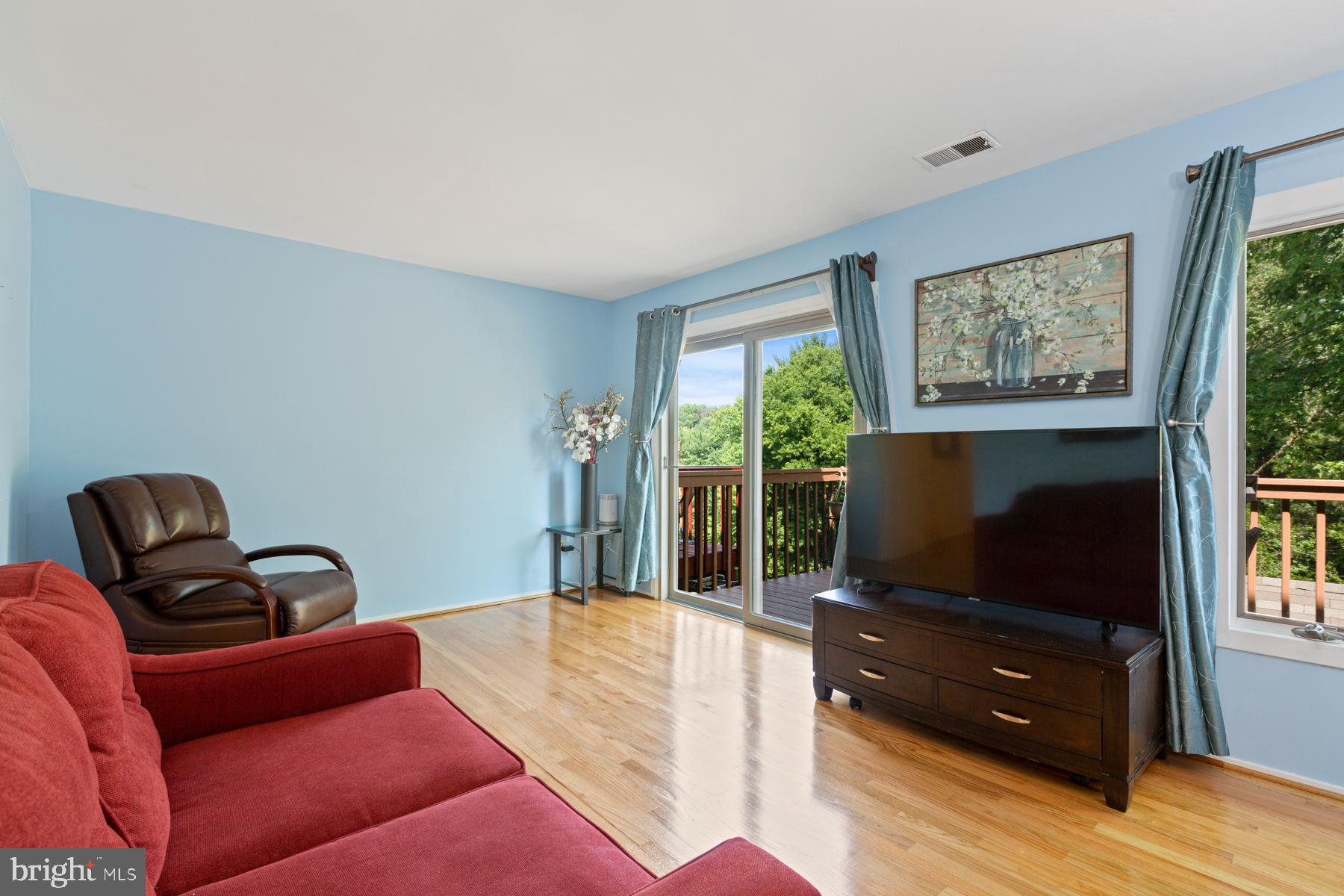 19525 Transhire Road Gaithersburg, MD 20886 - Photo 15 of 35 Gallery Image 15