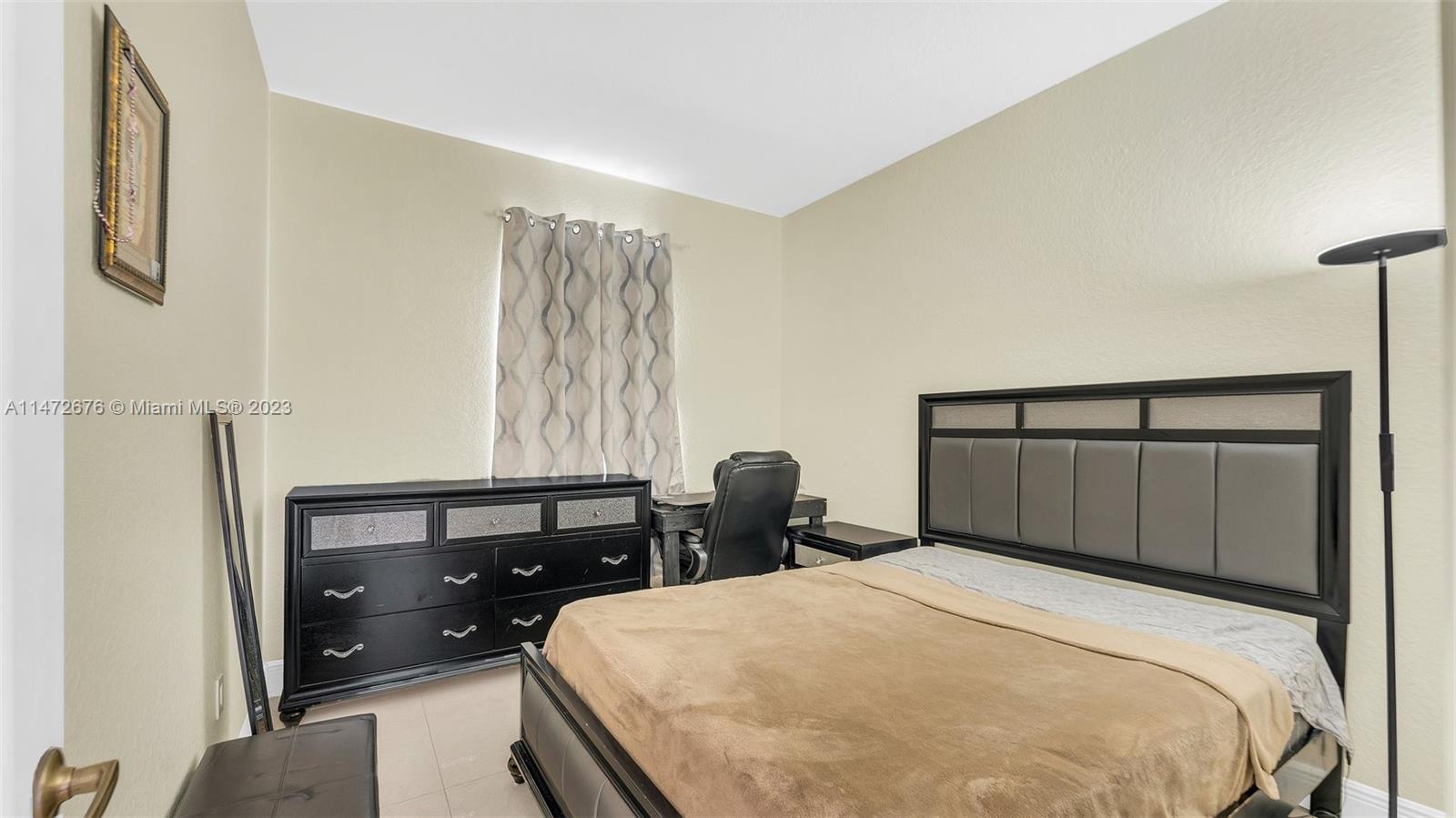 2308 Northeast 37th Road Homestead, FL 33033 - Photo 14 of 30 Gallery Image 14