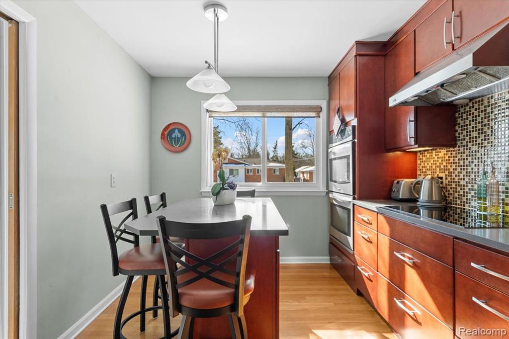 580 South Cranbrook Road Bloomfield Hills, MI 48301 - Photo 14 of 39 Gallery Image 14