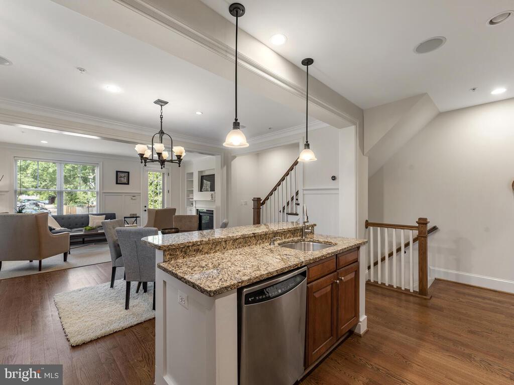 8912 Courts Way Silver Spring, MD 20910 - Photo 17 of 37 Gallery Image 17