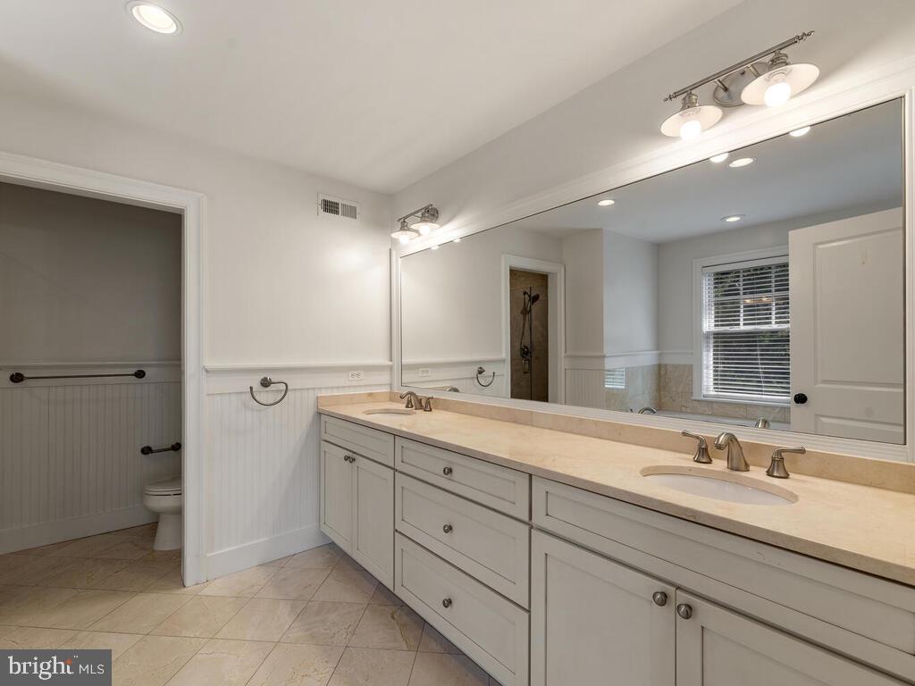 8912 Courts Way Silver Spring, MD 20910 - Photo 27 of 37 Gallery Image 27