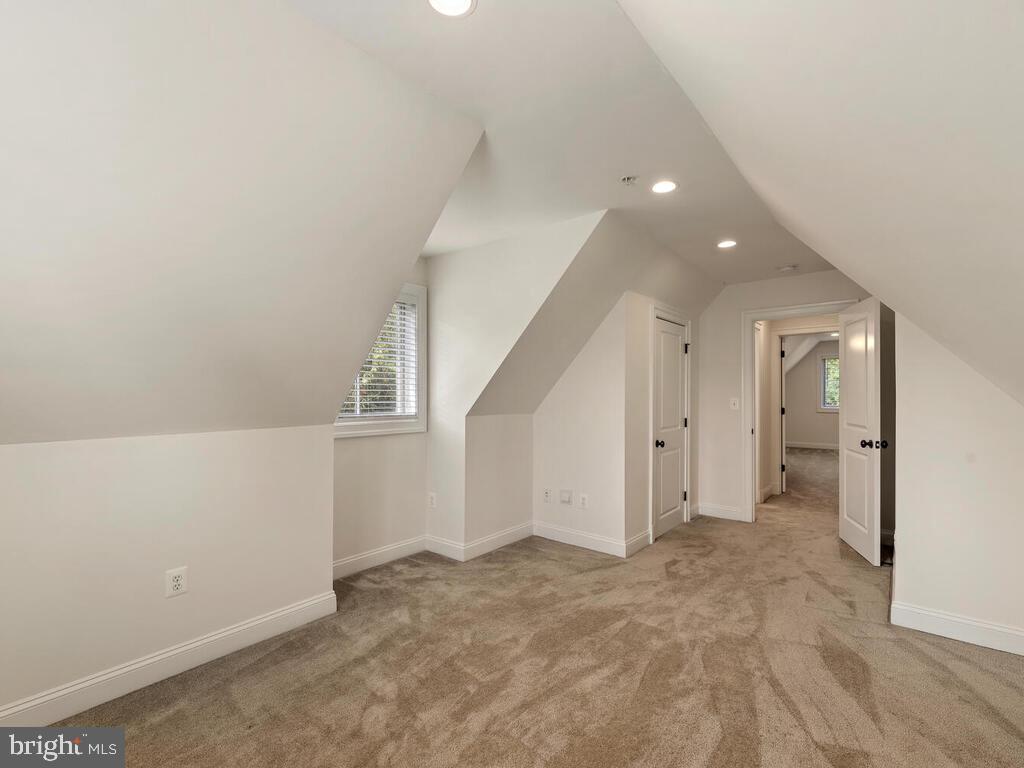 8912 Courts Way Silver Spring, MD 20910 - Photo 35 of 37 Gallery Image 35