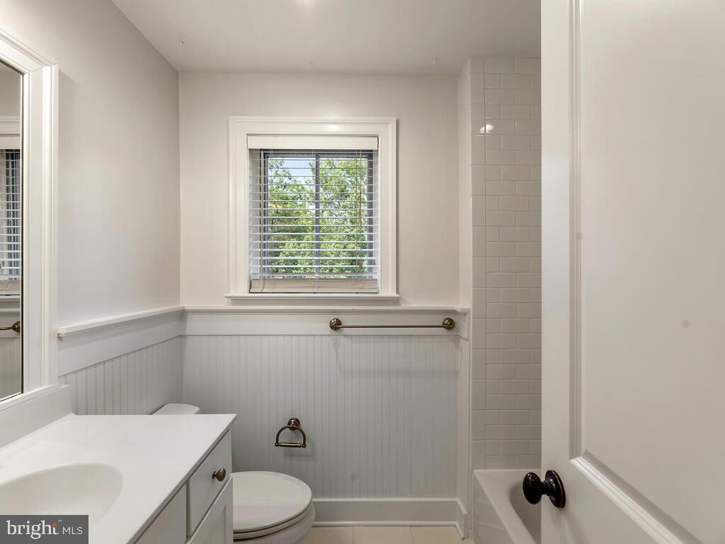 8912 Courts Way Silver Spring, MD 20910 - Photo 36 of 37 Gallery Image 36