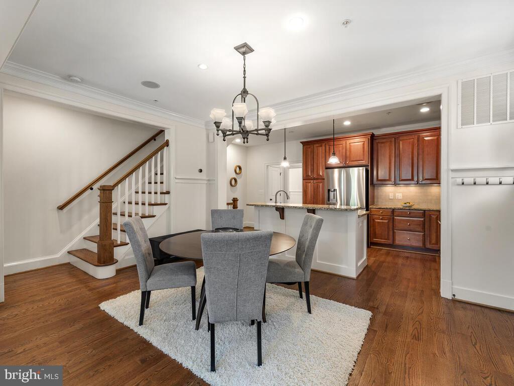 8912 Courts Way Silver Spring, MD 20910 - Photo 9 of 37 Gallery Image 9