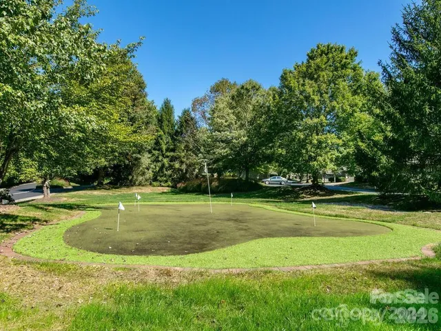 a view of a golf course