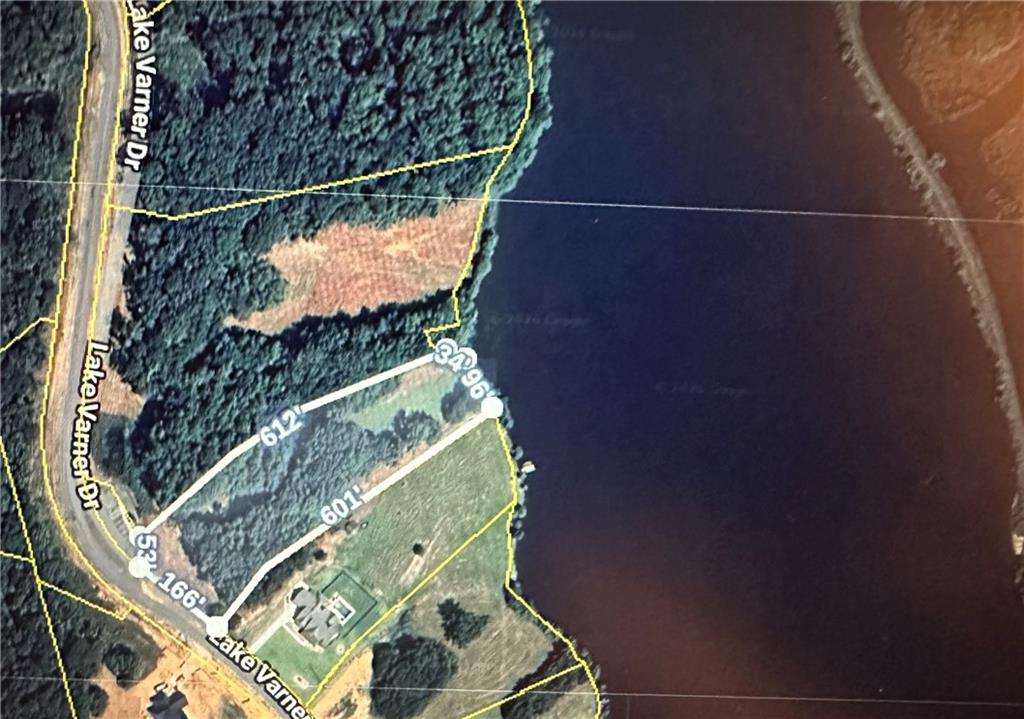 622 Lake Varner Drive Covington, GA 30014 - Photo 2 of 10