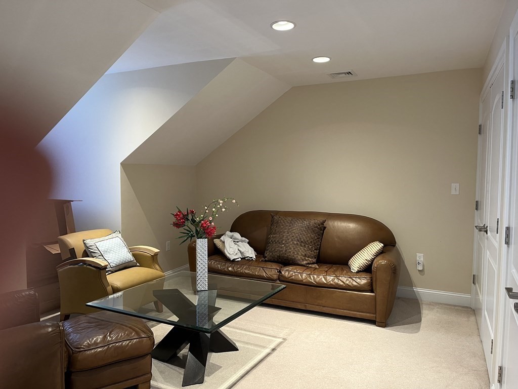 15 Ramsdell Way, Unit 25 Lynnfield, MA 01940 - Photo 14 of 16