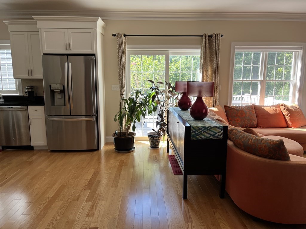 15 Ramsdell Way, Unit 25 Lynnfield, MA 01940 - Photo 4 of 16