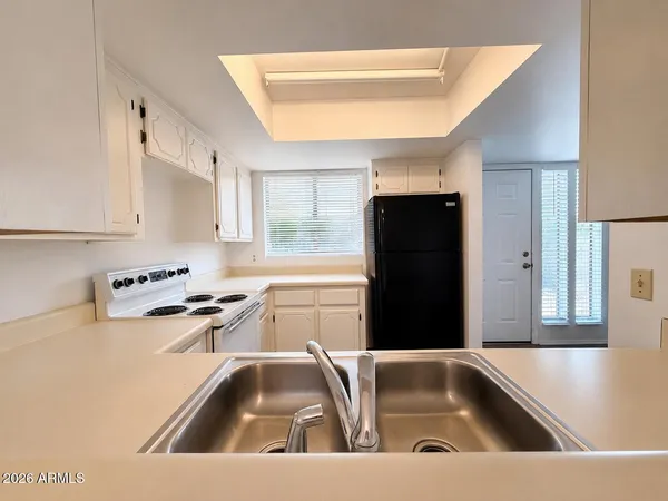 $1,950 | 820 West 14th Street, Tempe, AZ 85281