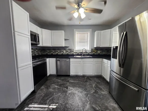 $139,000 | 526 Catherine Street, Pekin, IL 61554