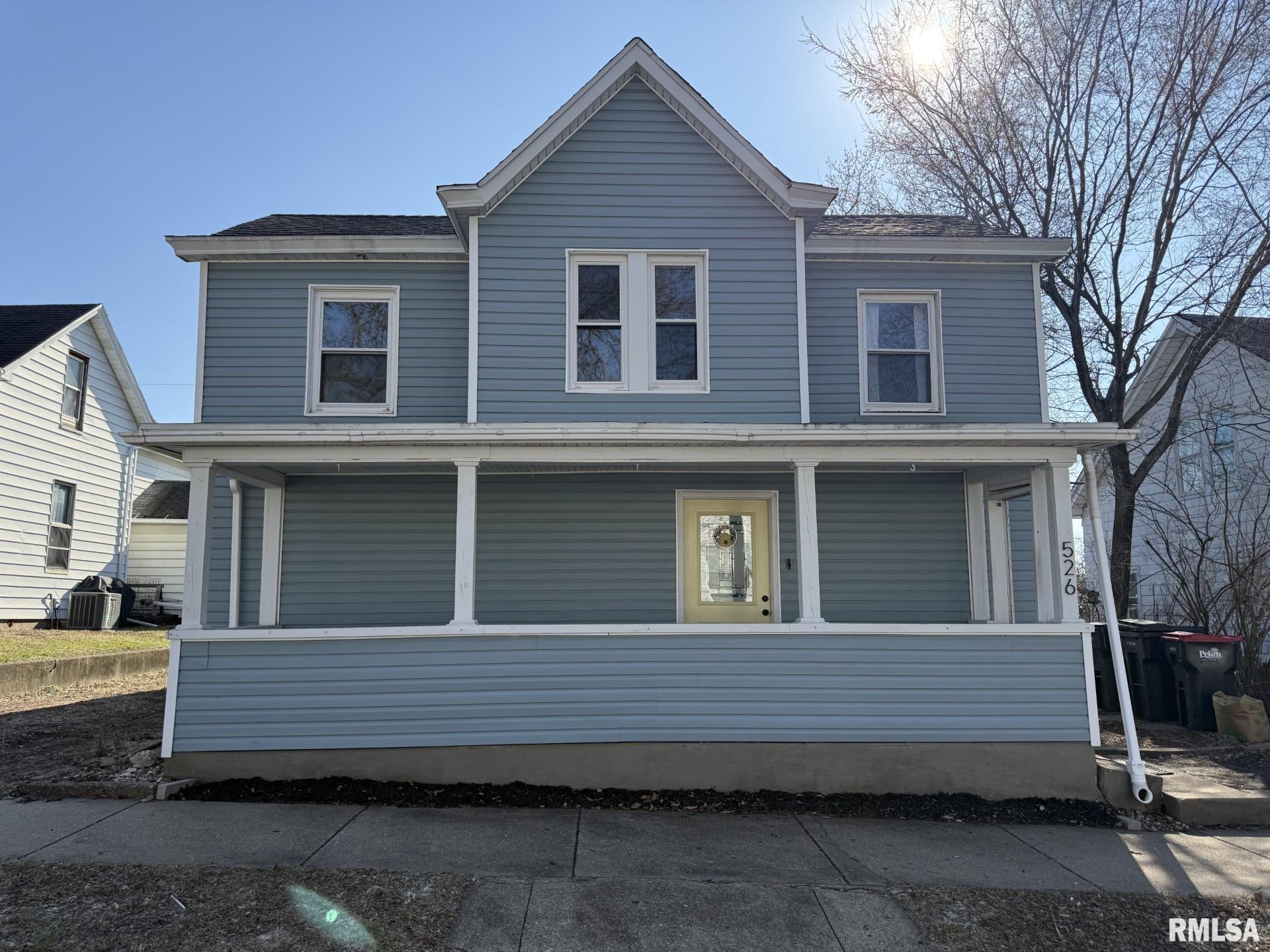 526 Catherine Street Pekin, IL 61554 - Photo 2 of 35