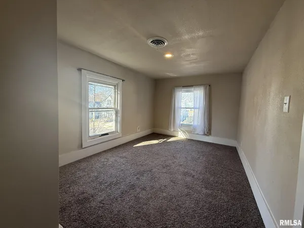 $139,000 | 526 Catherine Street, Pekin, IL 61554