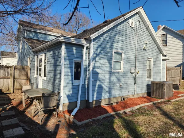 $139,000 | 526 Catherine Street, Pekin, IL 61554