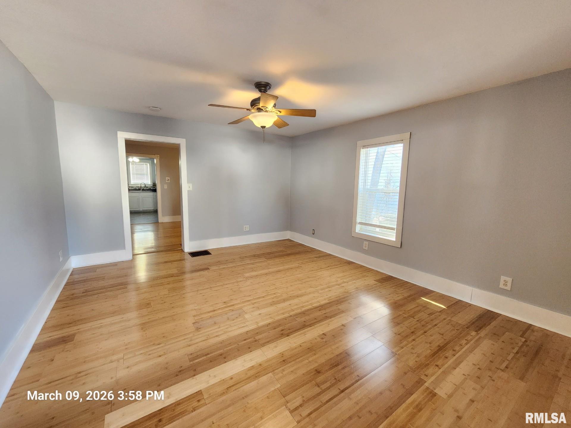 526 Catherine Street Pekin, IL 61554 - Photo 4 of 35