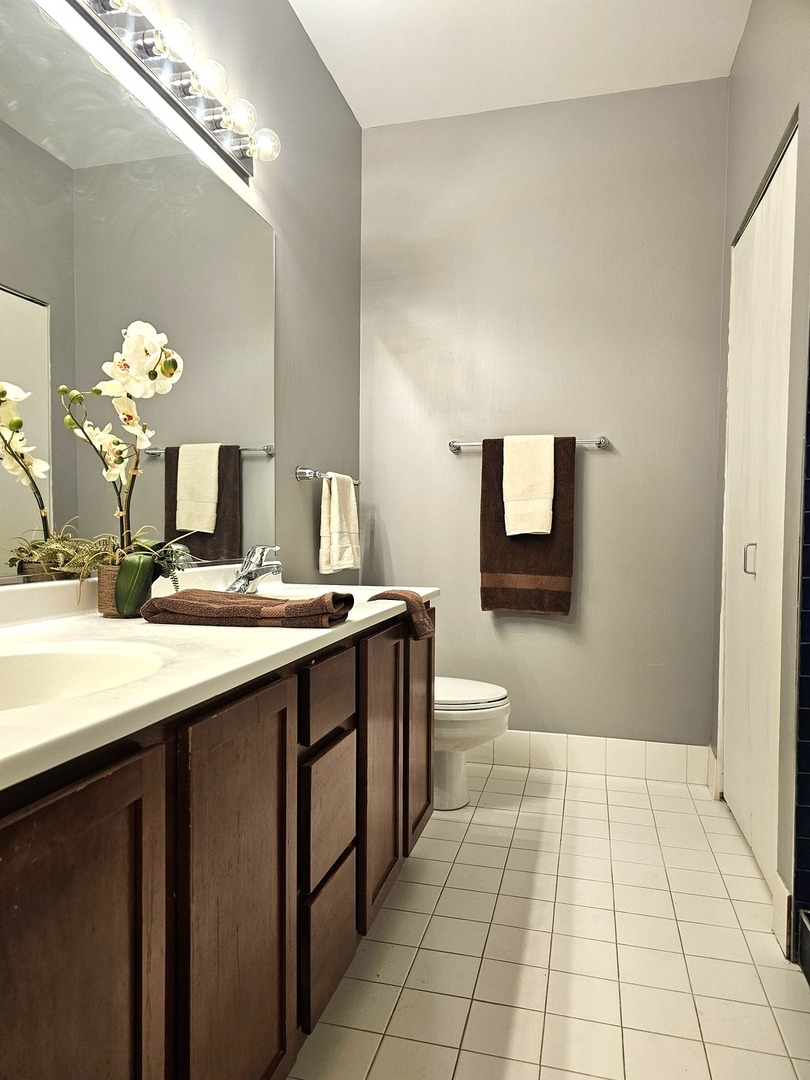 2323 West Pershing Road, Unit 230 Chicago, IL 60609 - Photo 17 of 39