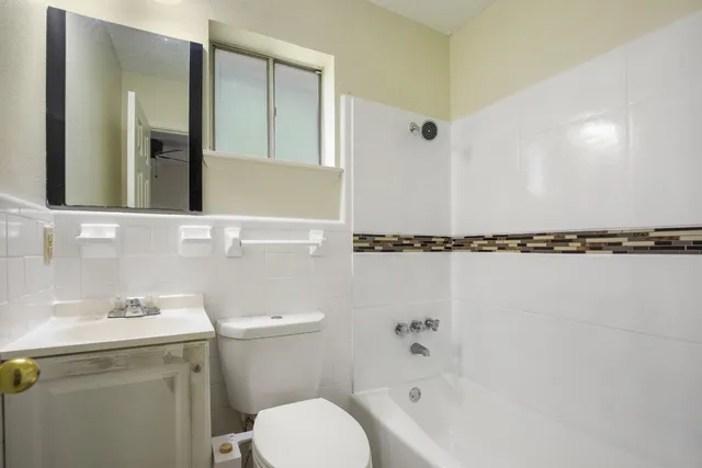 $204,380 | 5300 Guadalupe Street, Unit 6202, Austin, TX 78751