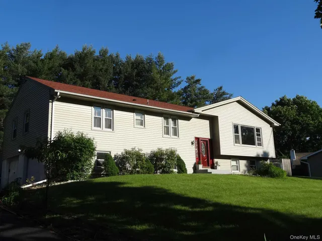 $3,500 | 23 Pasture Lane, Poughkeepsie, NY 12603