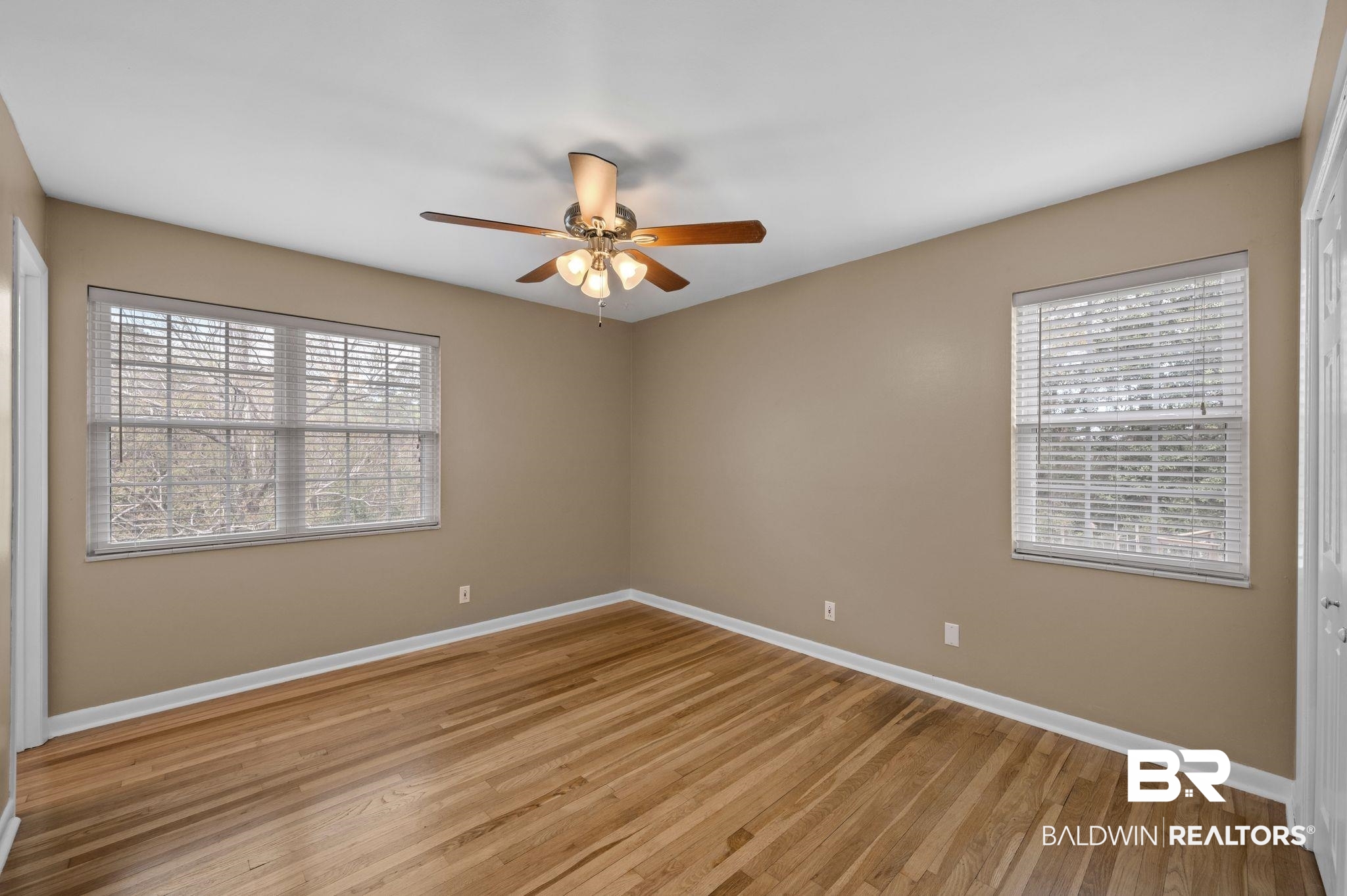 18 Lee Circle Spanish Fort, AL 36527 - Photo 21 of 50 This bedroom has an attached 1/2 bath.