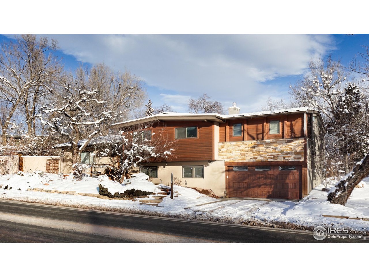 1895 Balsam Avenue Boulder, CO 80304 - Photo 37 of 40 a black and white photo of a living room
