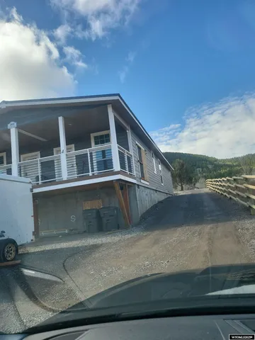 $1,600,000 | 360 Wooden Spur Drive, Alpine, WY 83128