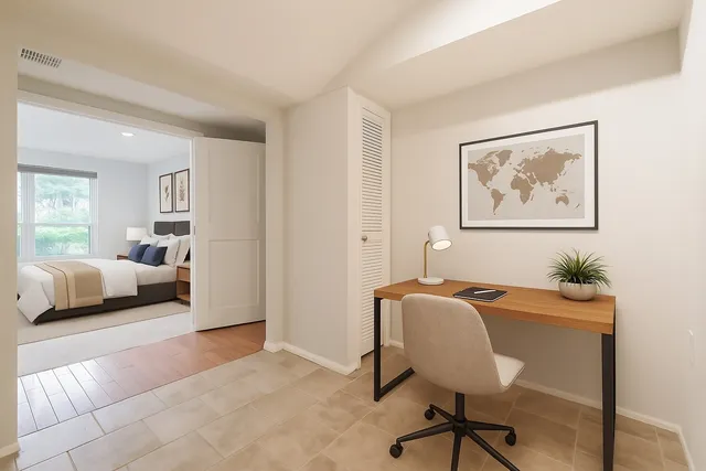 $120,000 | 2230 South Piney Point Road, Unit 113, Houston, TX 77063