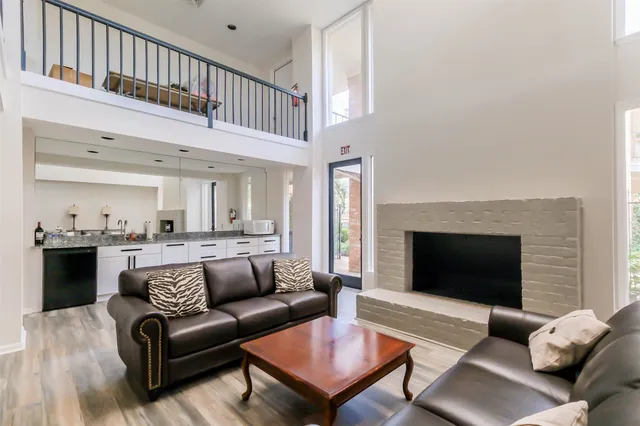 $120,000 | 2230 South Piney Point Road, Unit 113, Houston, TX 77063