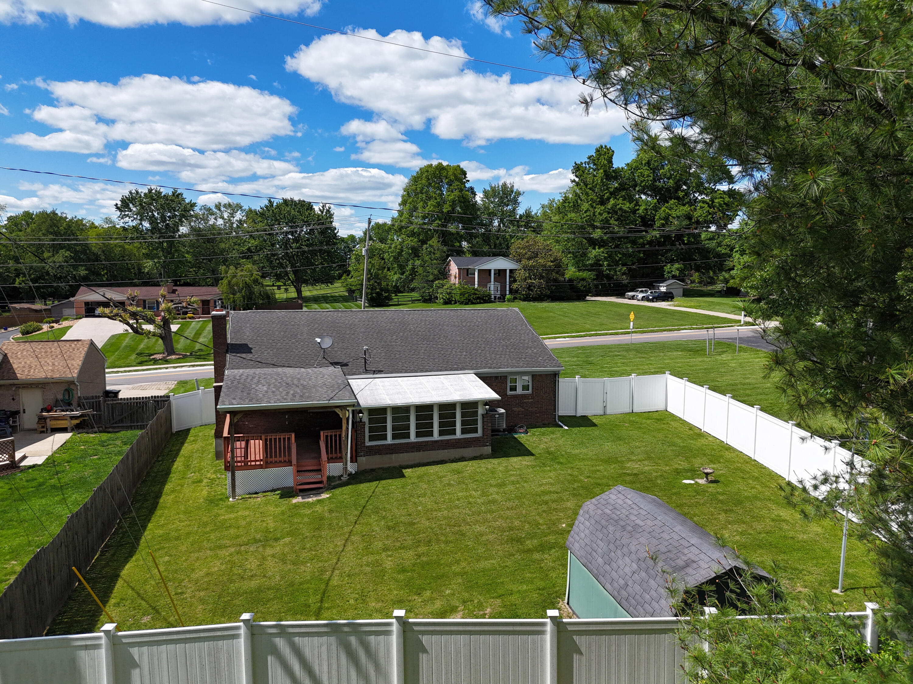 1129 Cayton Road Florence, KY 41042 - Photo 6 of 37