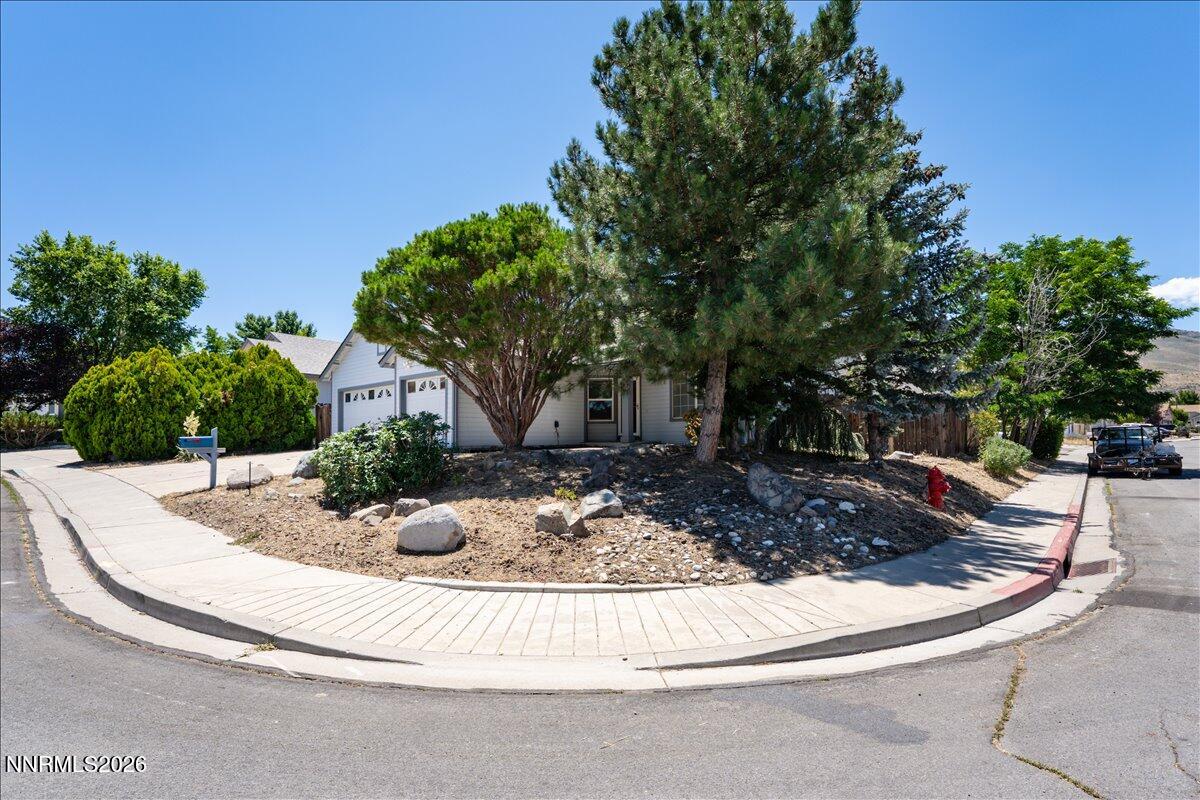 8599 Turtle Creek Court Reno, NV 89506 - Photo 2 of 29 01-8599 Turtle Creek Ct Reno NV 89506 (1