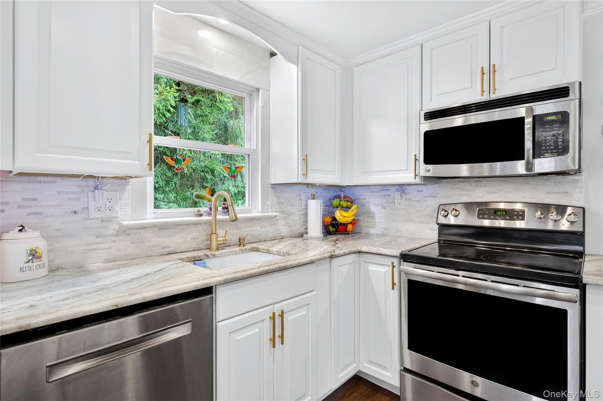 53 Harkin Road Carmel, NY 10512 - Photo 4 of 22 Marble counter tops. Marble window framing.