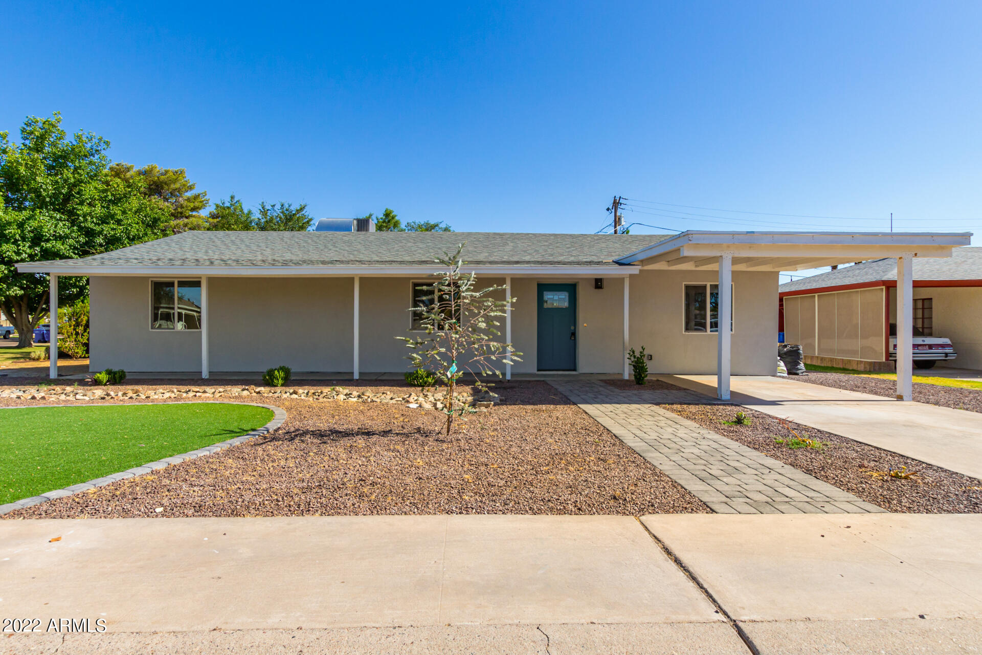 819 East Rovey Avenue Phoenix, AZ 85014 - Photo 1 of 27 01-Rovey