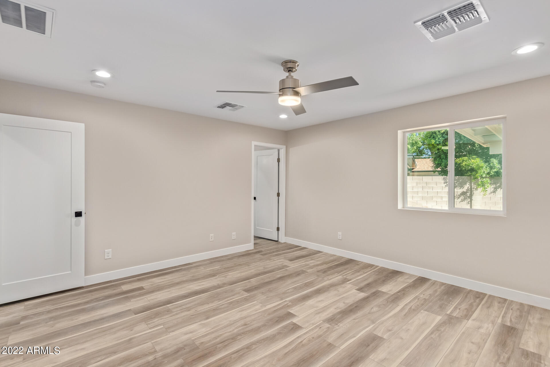 819 East Rovey Avenue Phoenix, AZ 85014 - Photo 18 of 27 19-Rovey