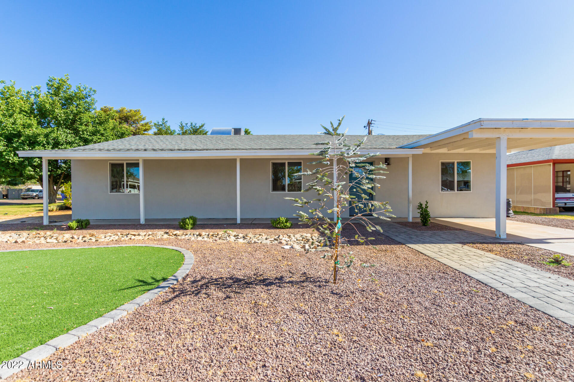 819 East Rovey Avenue Phoenix, AZ 85014 - Photo 4 of 27 05-Rovey