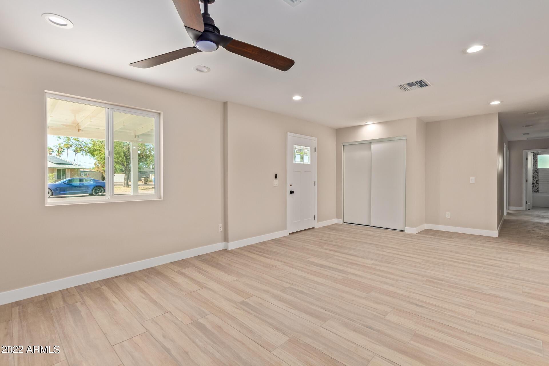 819 East Rovey Avenue Phoenix, AZ 85014 - Photo 8 of 27 09-Rovey
