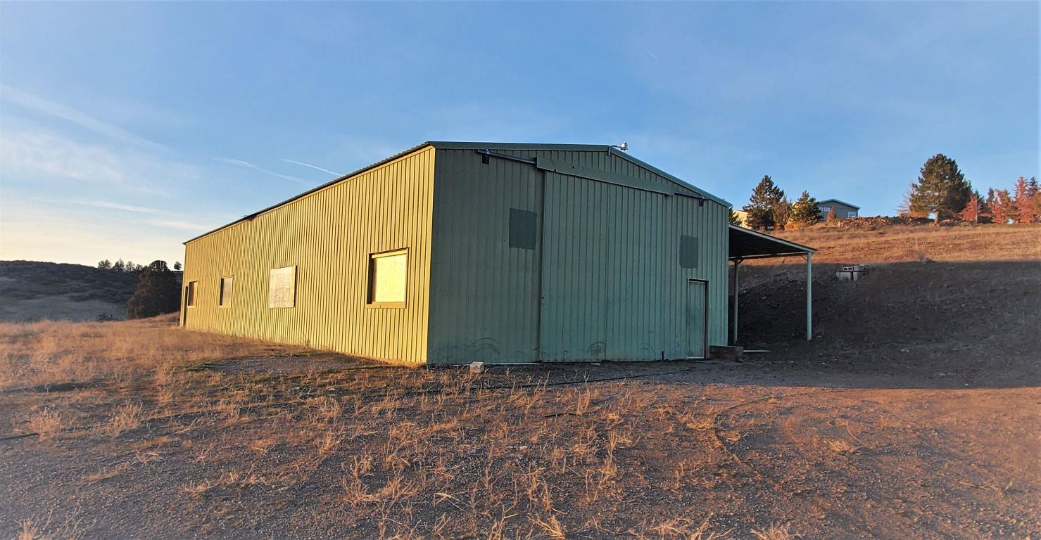 6511 Ager Beswick Road Montague, CA 96064 - Photo 25 of 27 Gallery Image 25