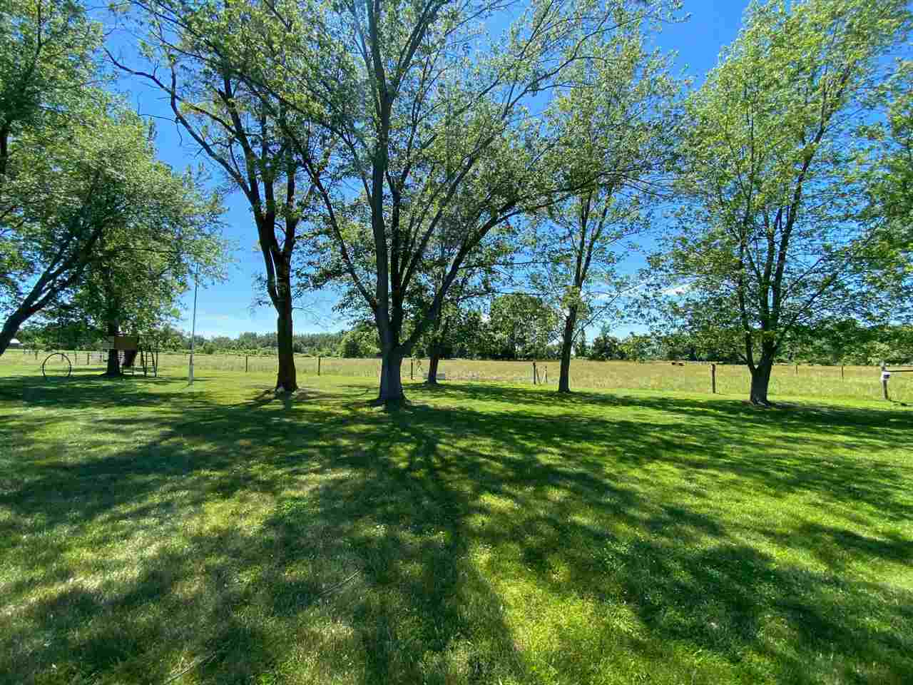 1153 North Van Vleet Road Flushing, MI 48433 - Photo 36 of 39 50080184-35.JPG