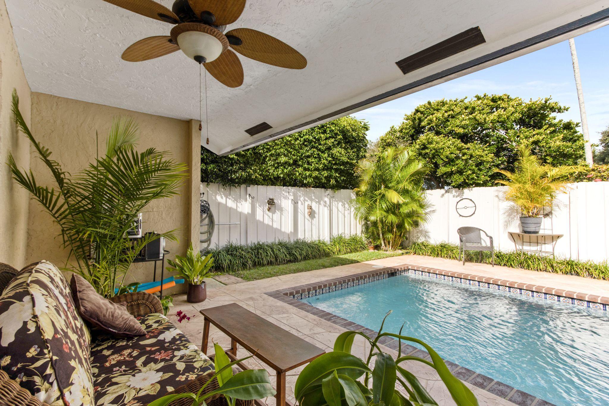 6293 Amberwoods Drive Boca Raton, FL 33433 - Photo 19 of 23 Pool
