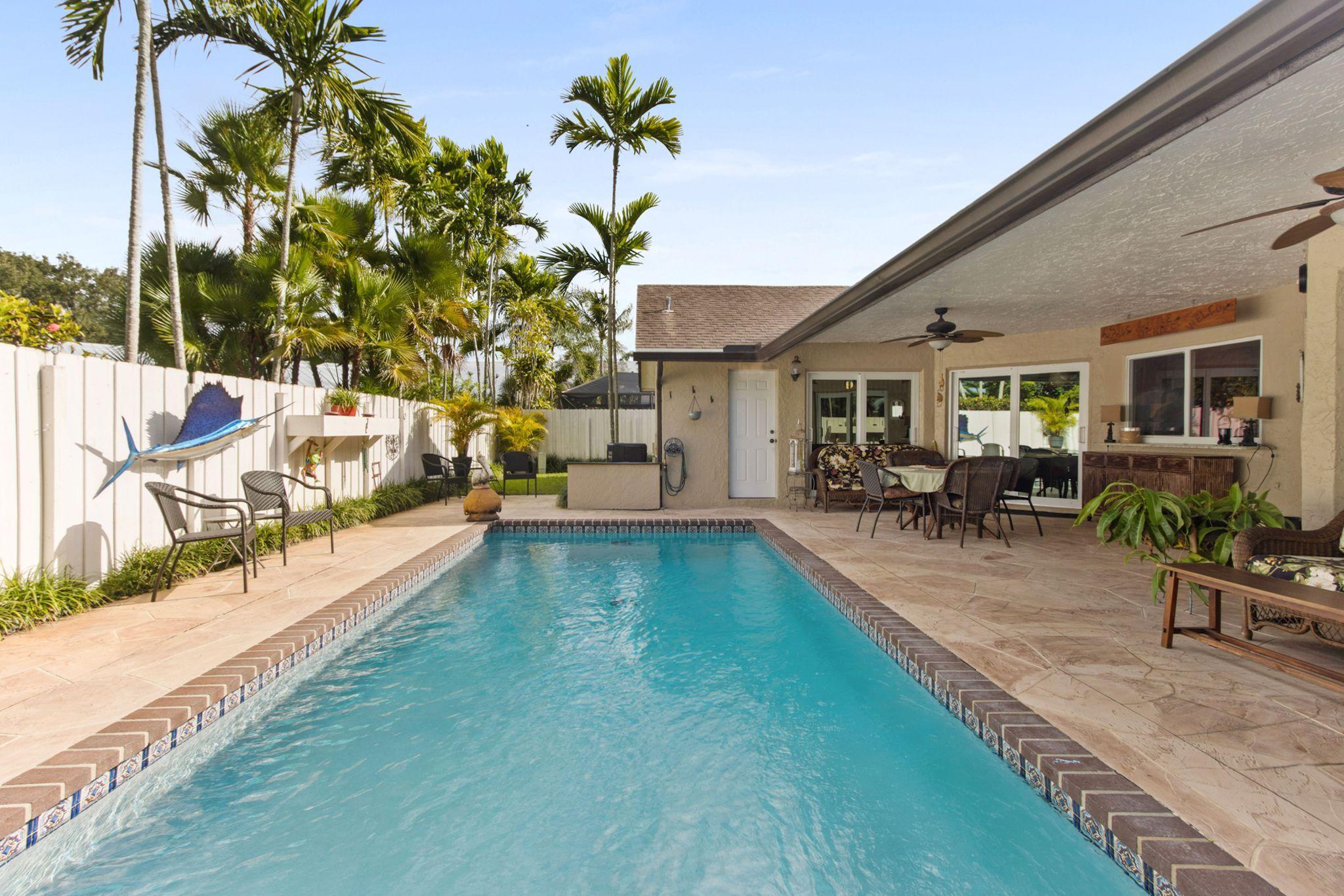 6293 Amberwoods Drive Boca Raton, FL 33433 - Photo 22 of 23 Pool