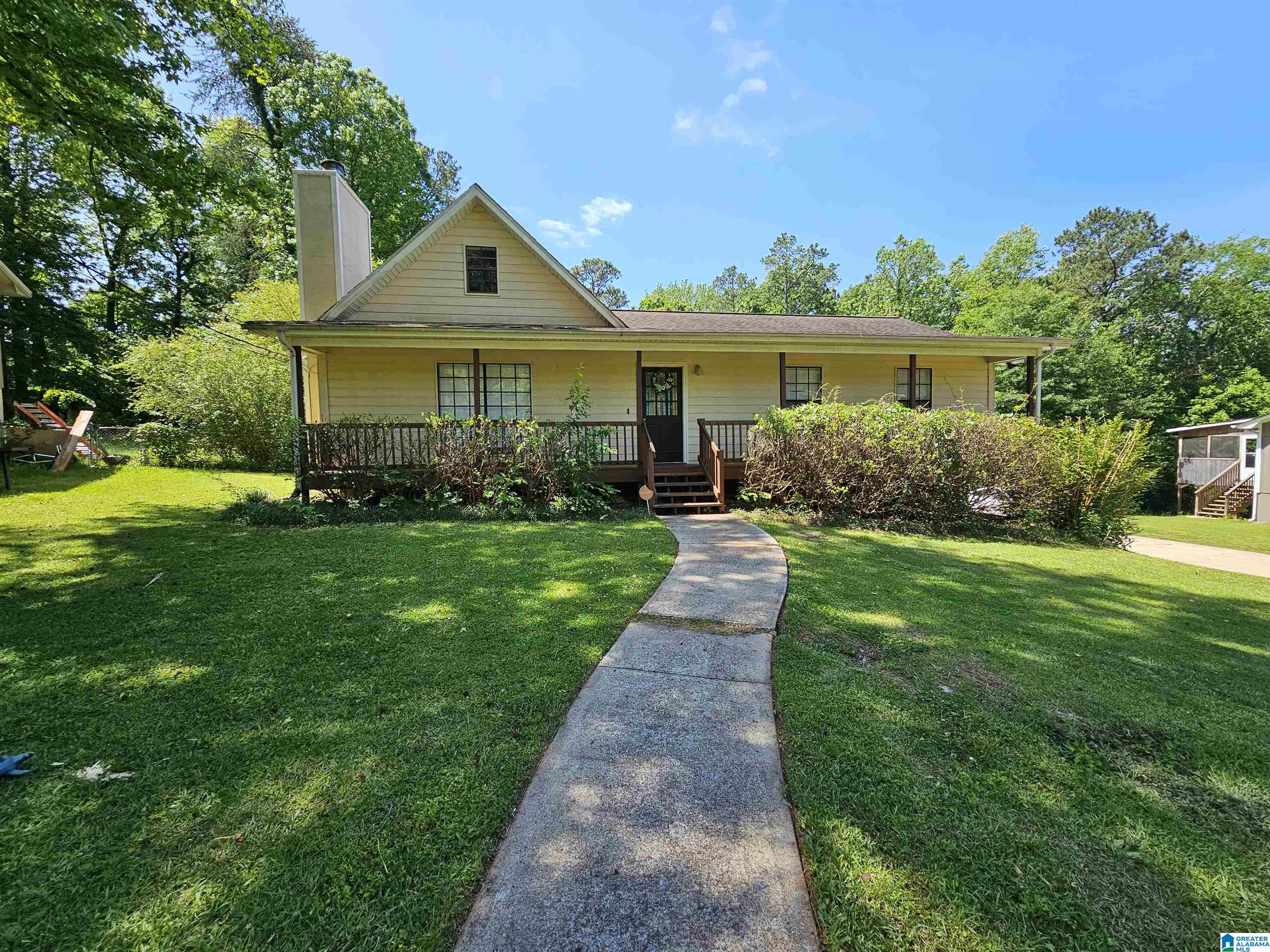 2719 Ray Way Birmingham, AL 35235 - Photo 1 of 18
