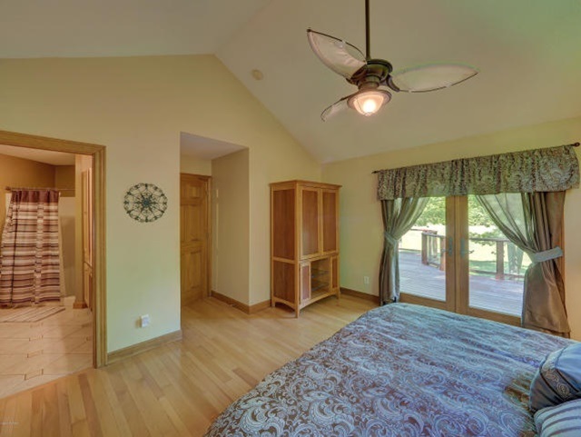 9620 Emerald Ridge Onekama, MI 49675 - Photo 23 of 54 1875662-22.JPG