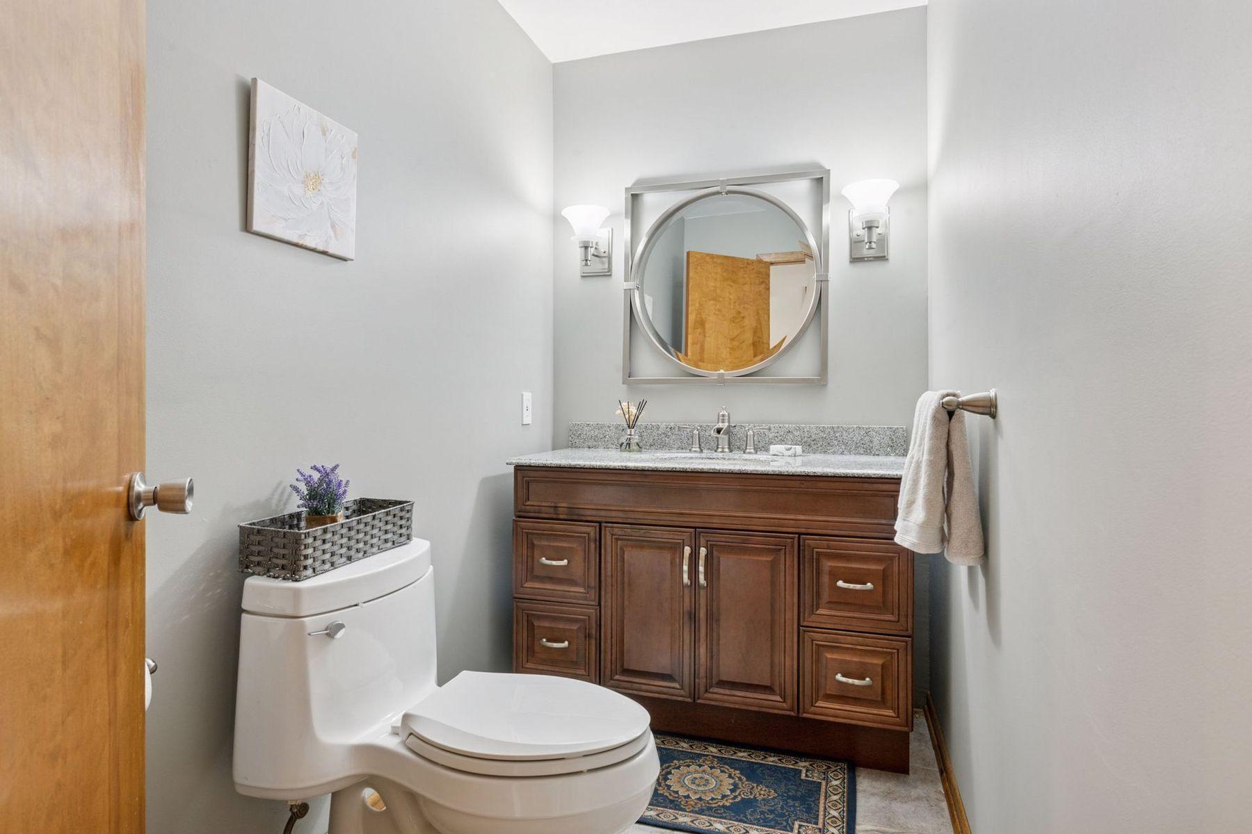 6528 Ridgeview Drive Edina, MN 55439 - Photo 19 of 36 Gallery Image 19