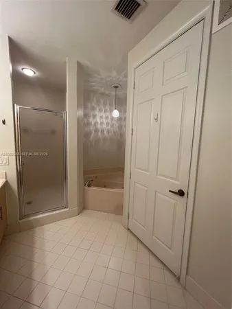 $3,950 | 2816 Kinsington Circle, Unit 281, Weston, FL 33332