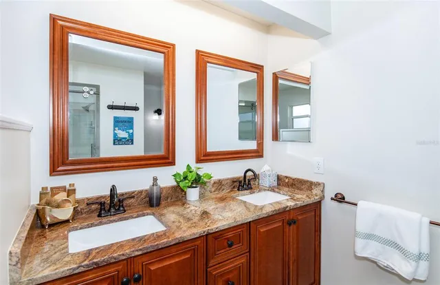 $349,000 | 172 Southampton Place South, Unit 346, Venice, FL 34293